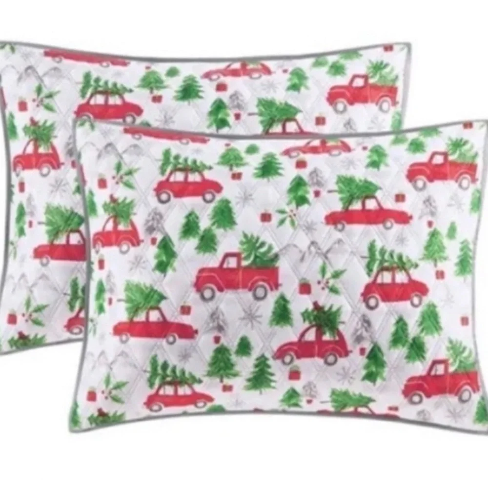 King Tree Truck Quilt and Shams  Bag Set -Martha Stewart Living
